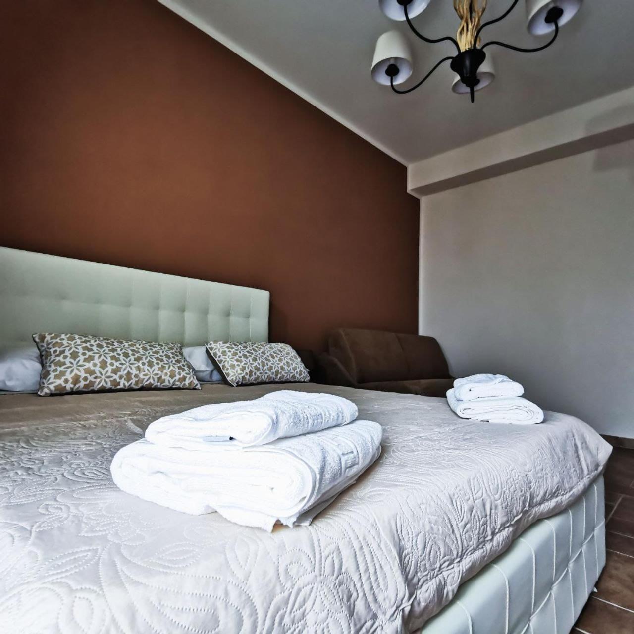 Il Sentiero Di Leano Hotel แตร์ราชินา ห้อง รูปภาพ